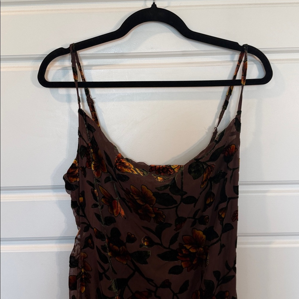 NWOT Romance in the Making Plum Purple Floral Print Velvet Maxi Dress large - Picture 6 of 10
